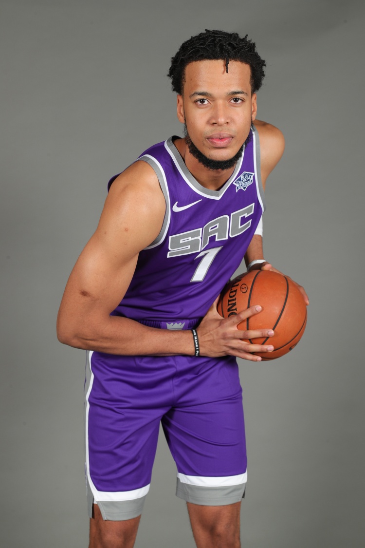 欧冠决赛-G联赛场均19+8！Shams：奇才与前28号秀拉比希埃签下10天短合同