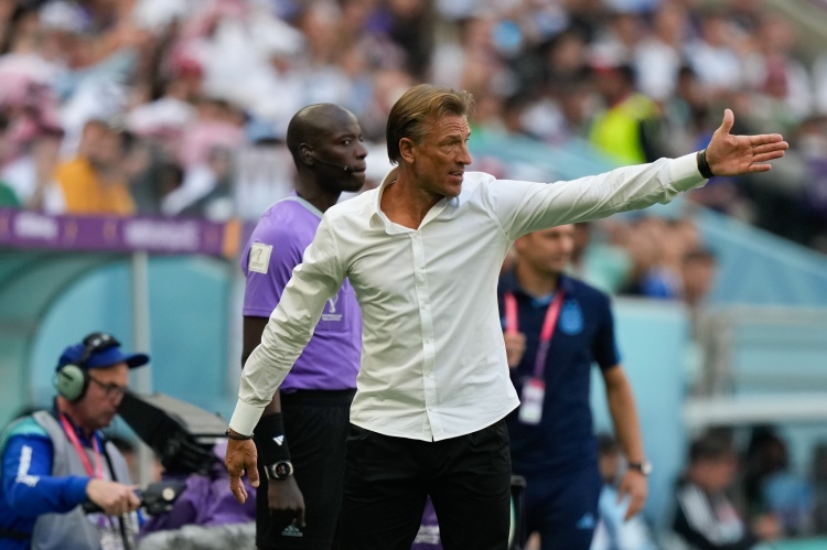 欧冠决赛下注-RMC：沙特主帅勒纳尔未被告知下课，具体情况未来数小时将揭晓